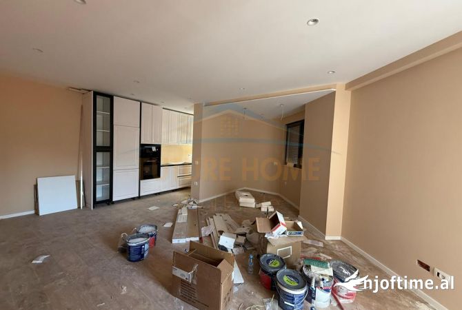 Shtepi ne shitje Apartament ne Tirane, 2+1, Mobilimi Bosh, pa mobiluar, Pagesa 320,000  Euro.