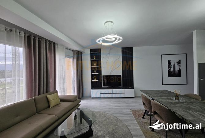 Shtepi ne shitje Apartament ne Tirane, 3+1, Mobilimi E mobiluar, Pagesa 350,000  Euro.