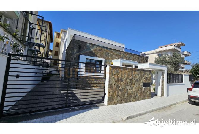Shtepi ne shitje 5+1 ne Durres - 380,000 Euro