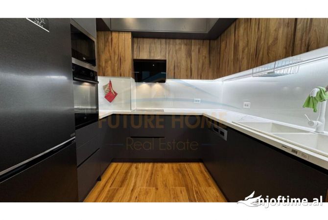 Shtepi me qera Apartament ne Tirane, 1+1, Mobilimi E mobiluar, Pagesa 750  Euro.