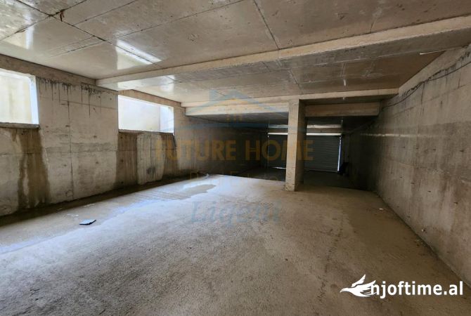 Shtepi ne shitje 5+1 ne Tirane - 950,000 Euro