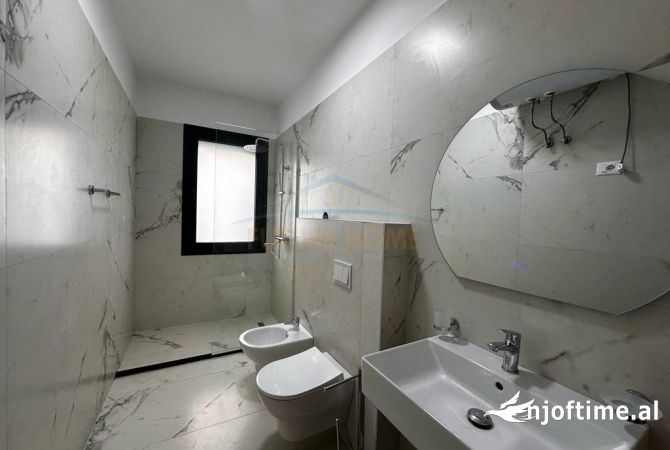 Shtepi me qera Apartament ne Tirane, 2+1, Mobilimi E mobiluar, Pagesa 1,500  Euro.