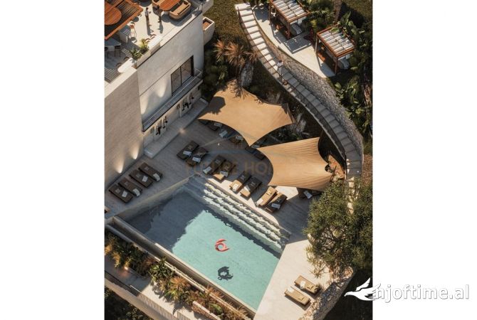 Ambient biznesi me qera 5+1 ne Vlore - 8,000 Euro