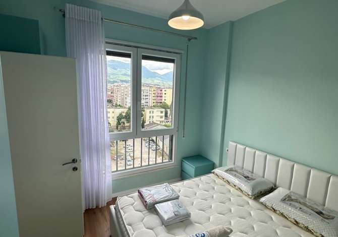 Shtepi me qera Apartament ne Tirane, 2+1, Mobilimi E mobiluar, Pagesa 550  Euro.