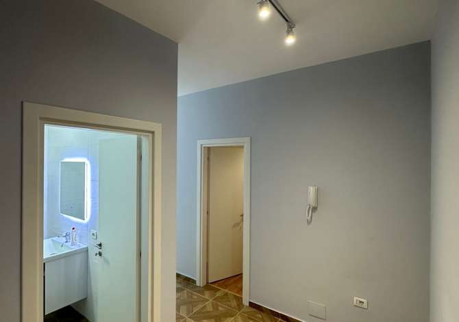 Shtepi me qera Apartament ne Tirane, 2+1, Mobilimi E mobiluar, Pagesa 550  Euro.