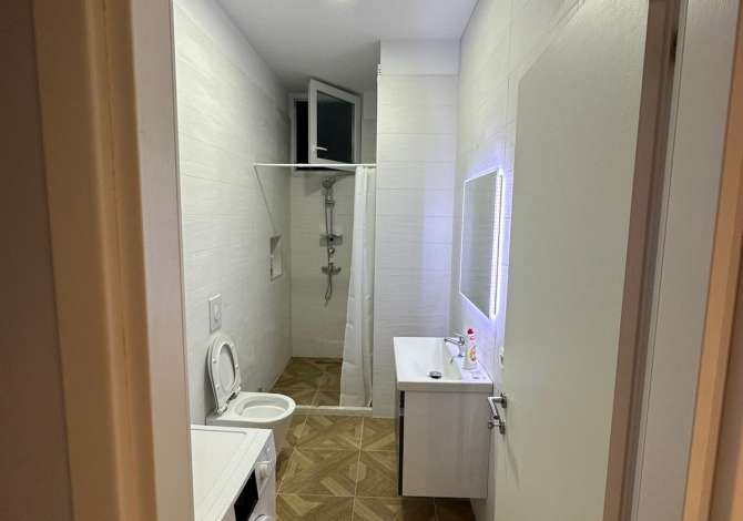 Shtepi me qera Apartament ne Tirane, 2+1, Mobilimi E mobiluar, Pagesa 550  Euro.