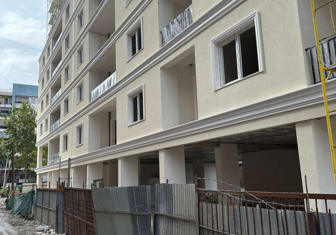 Ambient biznesi me qera 1+1 ne Tirane - 3,000 Euro
