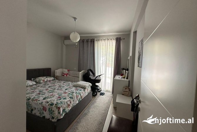 Shtepi ne shitje 3+1 ne Tirane - 200,000 Euro