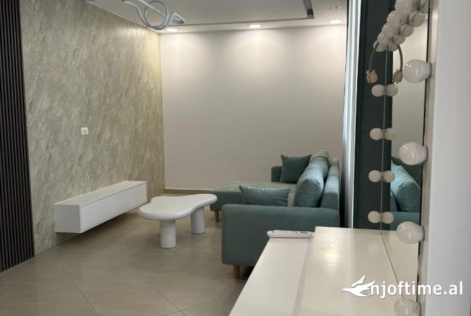 Shtepi me qera 1+1 ne Tirane - 50,000 Leke