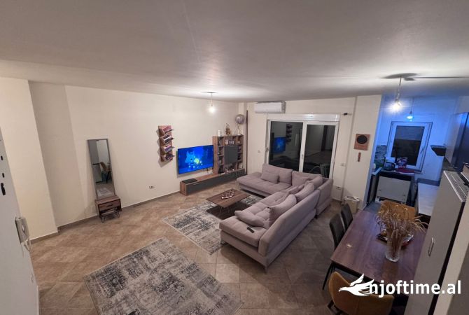 Shtepi me qera 2+1 ne Tirane - 750 Euro