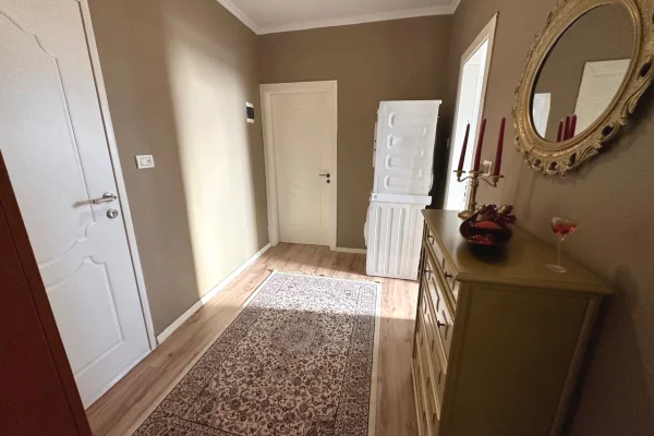 Shtepi ne shitje 1+1 ne Tirane - 117,000 Euro