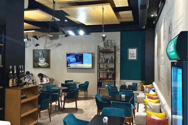 Ambient biznesi me qera 2+1 ne Tirane - 1,500 Euro