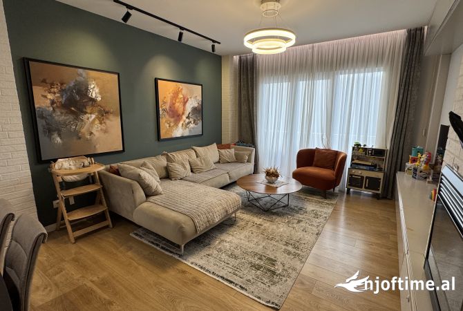 Shtepi ne shitje 2+1 ne Tirane - 250,000 Euro
