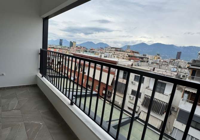 Ambient biznesi me qera 3+1 ne Tirane - 1,500 Euro