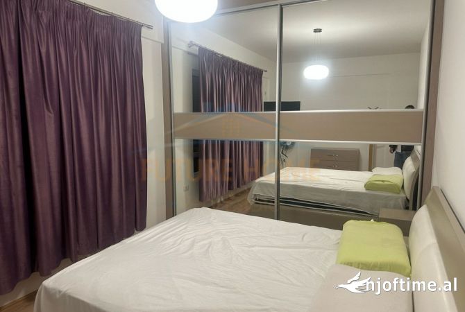 Shtepi me qera 2+1 ne Tirane - 1,000 Euro