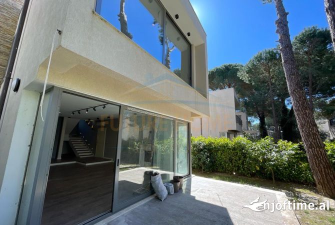 Shtepi ne shitje 3+1 ne Durres - 700,000 Euro