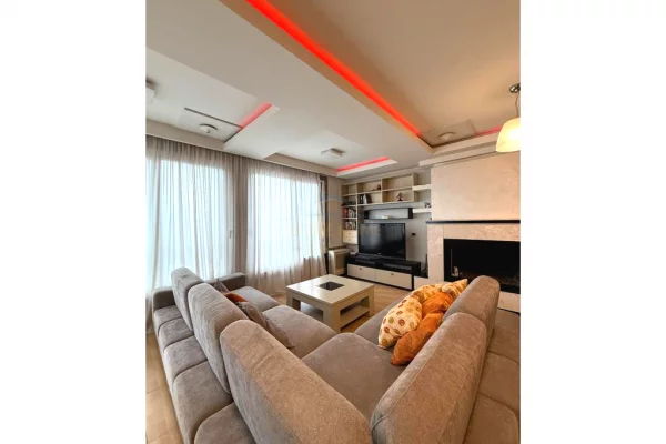 Casa in affitto 2+1 a Tirana - 900 Euro