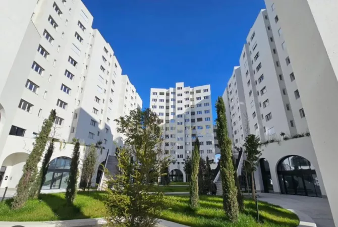 Shtepi me qera 2+1 ne Tirane - 80,000 Leke