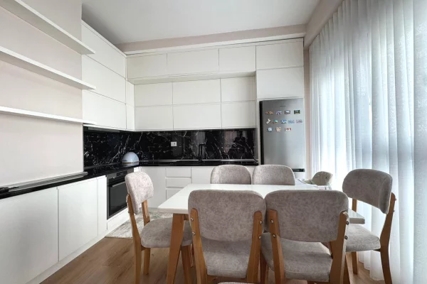 House for Sale 1+1 in Tirana - 15,000,000 Leke