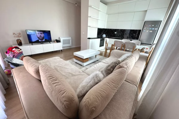 House for Sale 1+1 in Tirana - 15,000,000 Leke