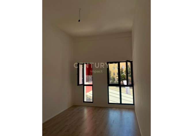 Ambient biznesi me qera 1+1 ne Tirane - 700 Euro