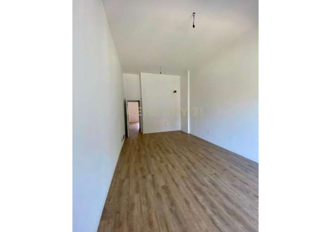 Ambient biznesi me qera 1+1 ne Tirane - 700 Euro