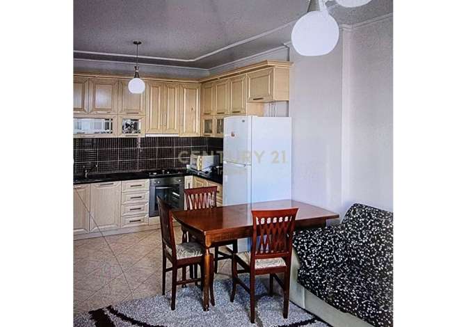 Shtepi me qera 2+1 ne Tirane - 500 Euro