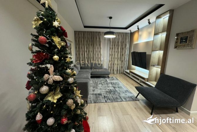 Shtepi ne shitje Apartament ne Tirane, 2+1, Mobilimi E mobiluar, Pagesa 245,000  Euro.