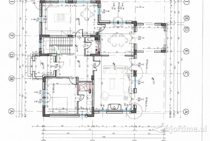 Shtepi ne shitje Vila Luksoze ne Tirane, 4+1, Mobilimi Pjeserisht e mobiluar, Pagesa 2,300,000  Euro.