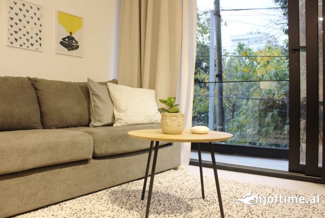 Shtepi me qera Garsoniere ne Tirane - 60,000 Leke