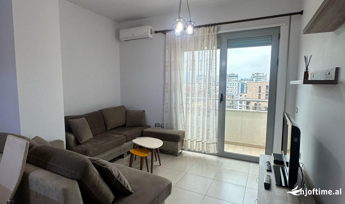Shtepi me qera Apartament ne Tirane, 1+1, Mobilimi E mobiluar, Pagesa 550  Euro.