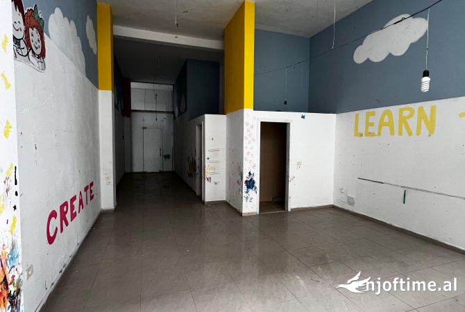 Ambient biznesi me qera 3+1 ne Tirane - 500 Euro