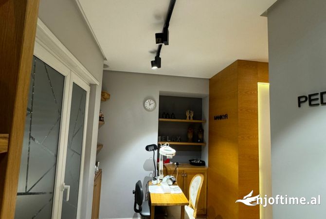 Ambient biznesi me qera 1+1 ne Tirane - 1,200 Euro