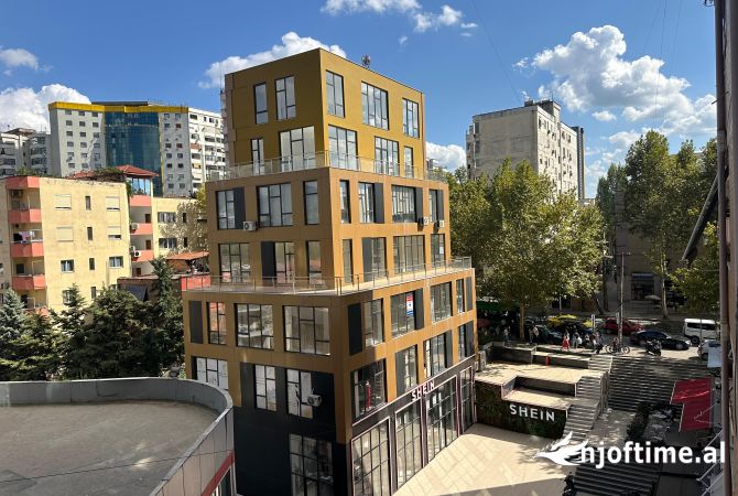 Ambient biznesi me qera 3+1 ne Tirane - 700 Euro