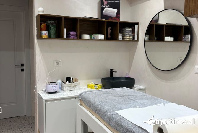 Ambient biznesi me qera 1+1 ne Tirane - 1,500 Euro