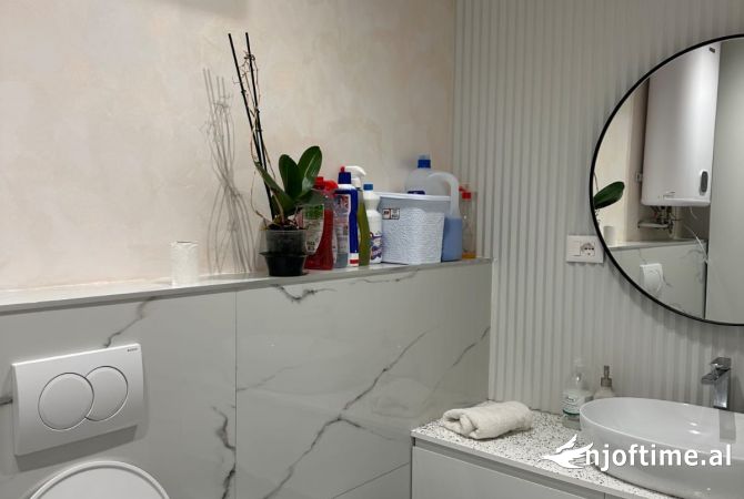 Ambient biznesi me qera 1+1 ne Tirane - 1,500 Euro