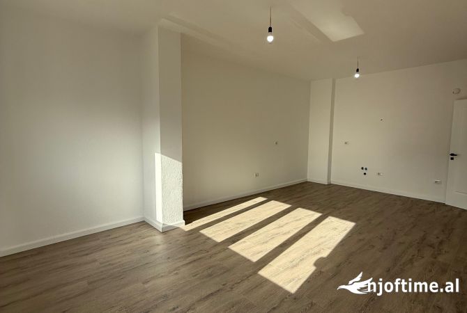 Shtepi ne shitje 2+1 ne Tirane - 145,000 Euro