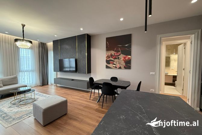 Shtepi me qera Apartament ne Tirane, 2+1, Mobilimi E mobiluar, Pagesa 1,300  Euro.