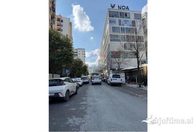 Ambient biznesi ne shitje 3+1 ne Tirane - 750,000 Euro