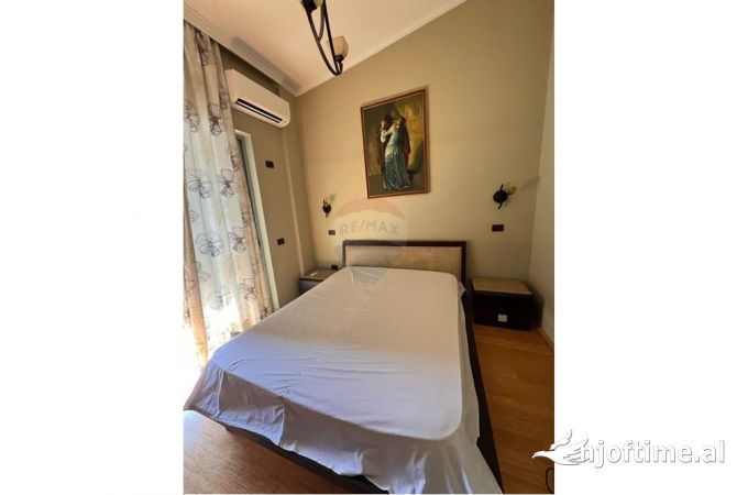 Shtepi me qera 2+1 ne Tirane - 600 Euro