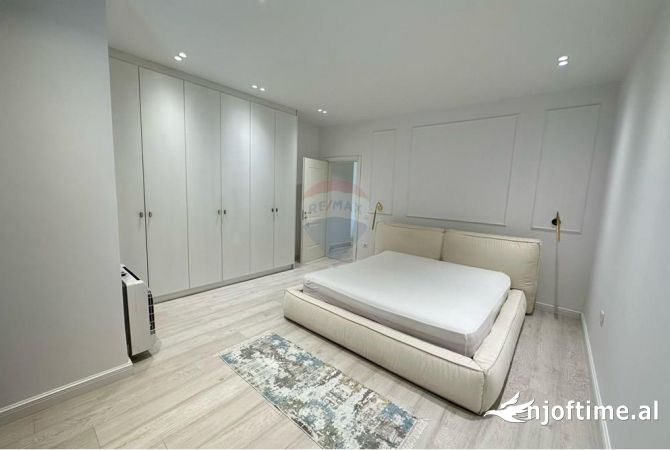 Shtepi me qera 2+1 ne Tirane - 1,200 Euro