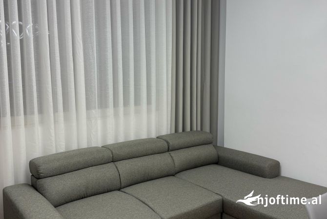 Shtepi me qera 2+1 ne Tirane - 650 Euro