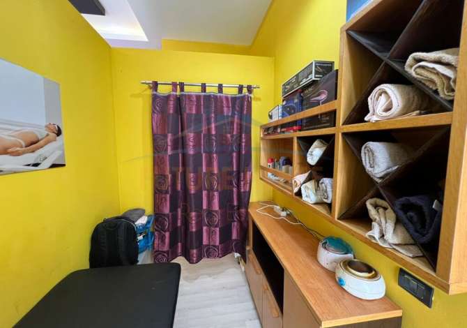 Shitet Qender Estetike, Astir, Unaza e Re