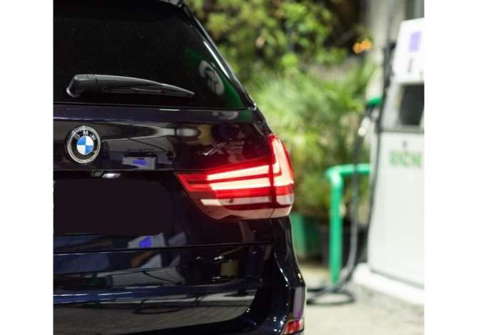 Jepet me qera makina BMW X5 duke filluar nga 130 euro dita