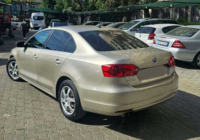Noleggio Auto  a Tirana - 35 Euro