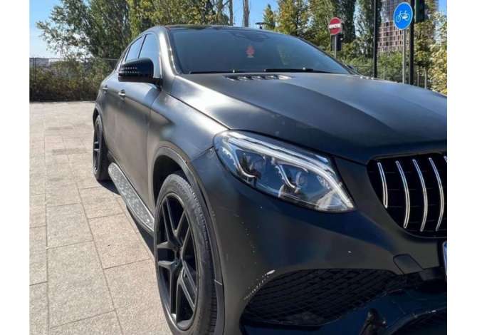 Makina me qera  ne Tirane - 240 Euro
