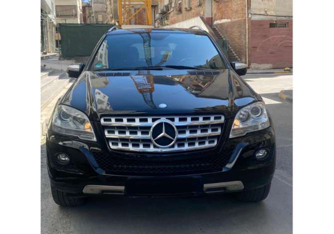 Foristrade me qera Mercedes Benz ML duke filluar nga 50 Euro/Dita