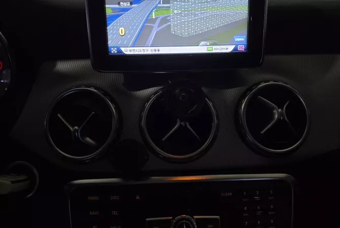 Cars for sale in Tirana, Mercedes-Benz, 2015 Diesel,Kambio Automatik Payment 15,000  Euro.