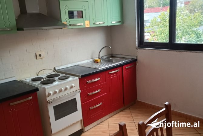 Shtepi me qera 1+1 ne Tirane - 25,000 Leke