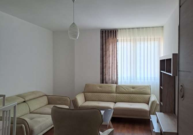 Shtepi me qera 2+1 ne Tirane - 550 Euro